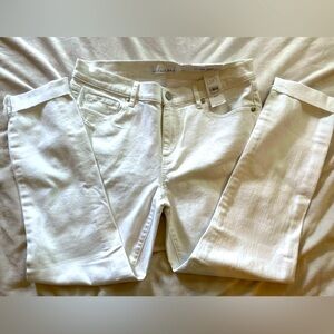 NWT. LOFT. White Skinny Crop. 28/6